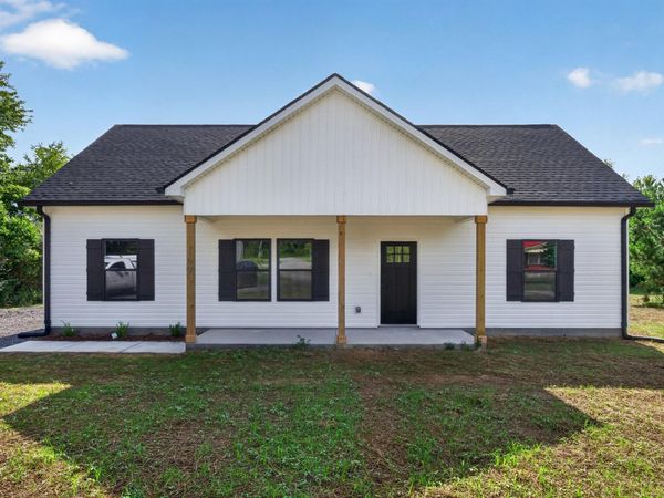 169 Arrowhead Dr , Smithville, TN 37166
