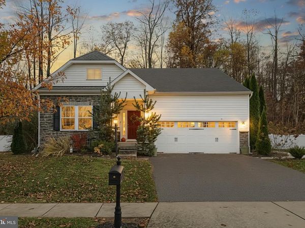 947 COUNTRYSIDE ROAD, SEVEN VALLEYS, PA 17360