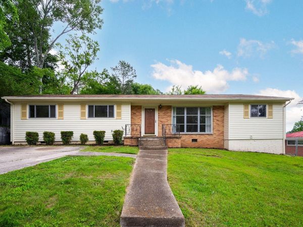 708 Claremont Circle , Chattanooga, TN 37412