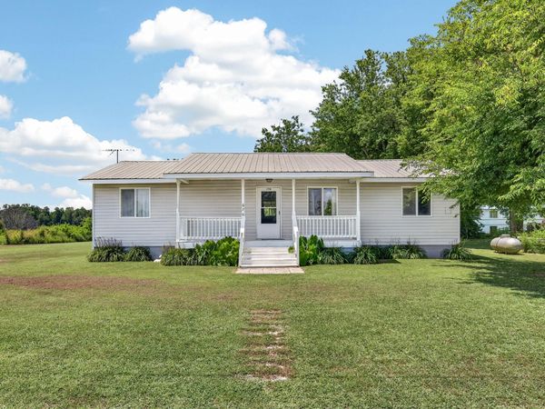 670 Howell Hill Rd , Flintville, TN 37335