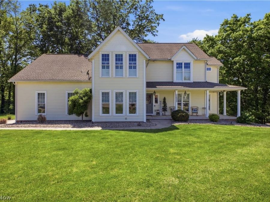 2692 Pitcher Plant Court , Uniontown, OH 44685 Photo 1