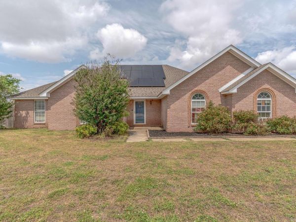 601 Primrose , Trumann, AR 72472