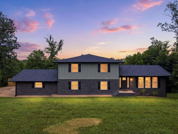 8178 Savannah Hills Drive, Ooltewah 37363