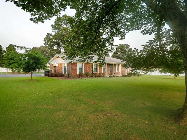 24 Co Rd 463, Town Creek, AL 35672