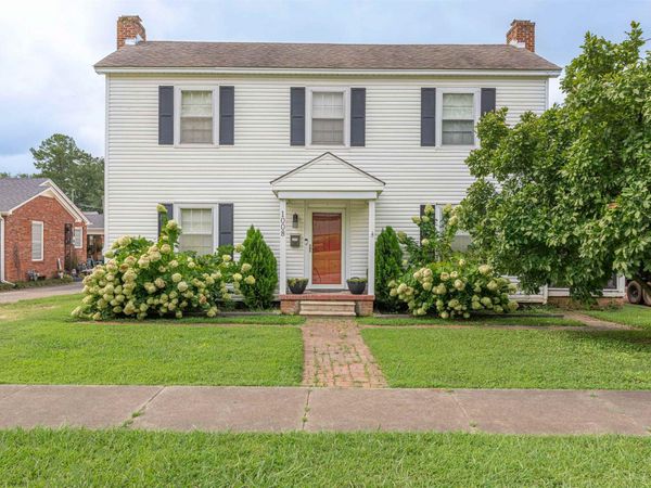1008 6th St, Tuscumbia, AL 35674