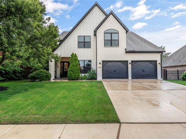 6504 W Hearth Stone Drive , Rogers, AR 72758