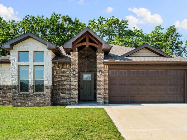 1513 Ataway Street , Pea Ridge, AR 72751