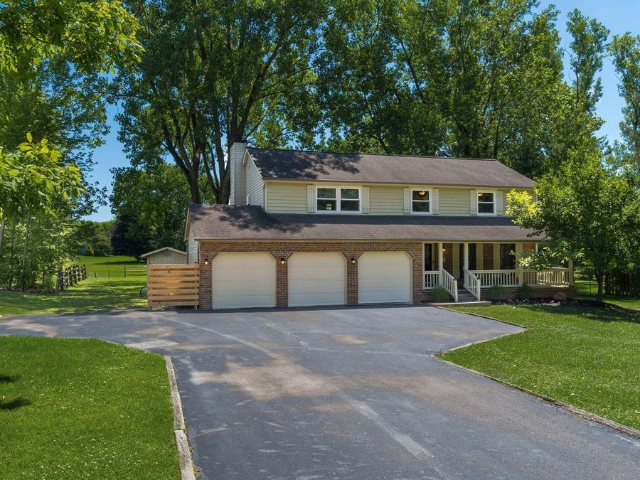 185 Lookout Lane SW, Pataskala, OH 43062 Photo 1
