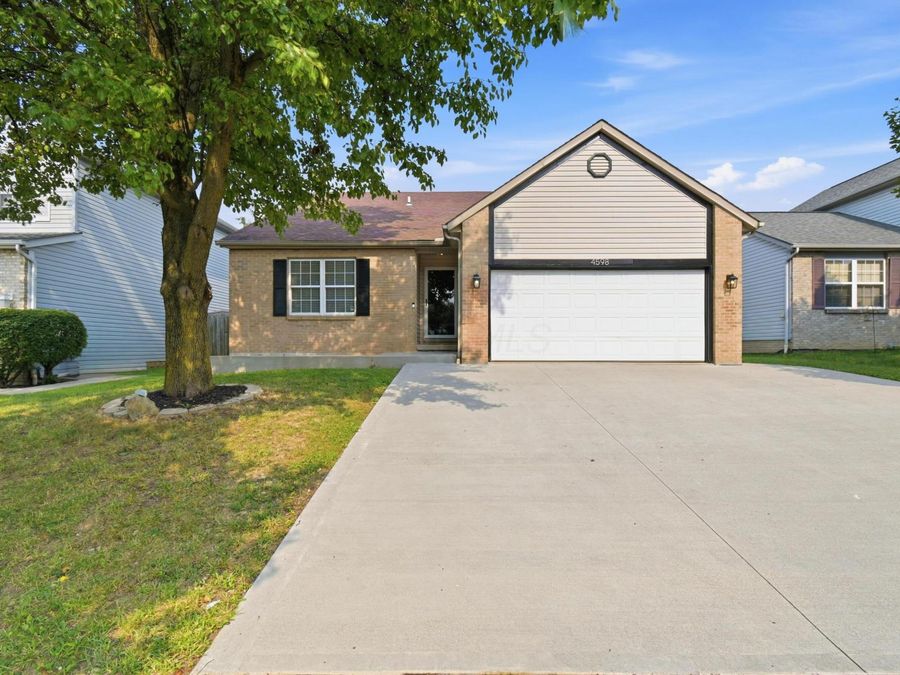 4598 Parkwick Drive , Columbus, OH 43228 Photo 1