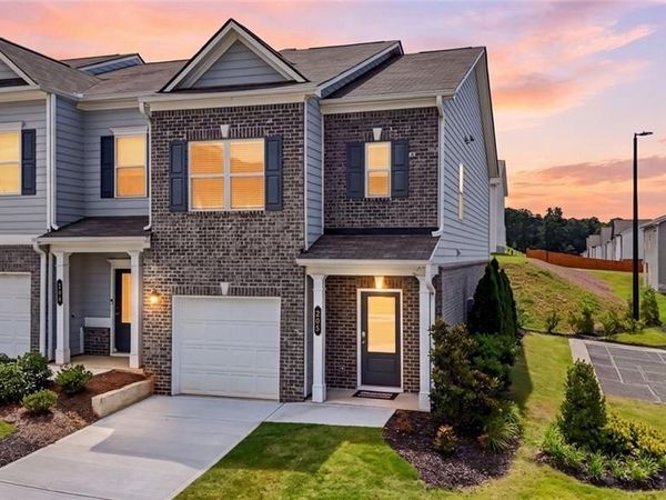 202 Dupont Drive, Unit 100, Cartersville, GA 30120