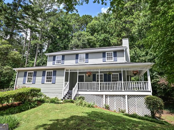 4069 Burnside Lane NW, Lilburn, GA 30047