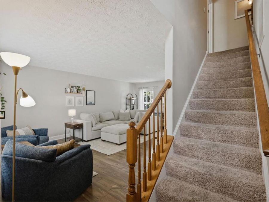 1533 Corbin Drive, Miami Township, OH 45150 Photo 4