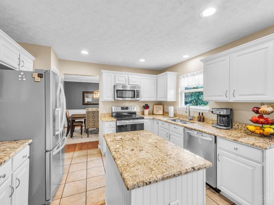 7972 Kennesaw Drive, West Chester, OH 45069 Photo 14