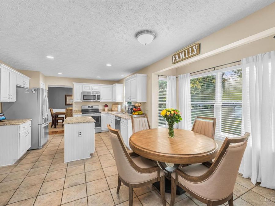 7972 Kennesaw Drive, West Chester, OH 45069 Photo 18