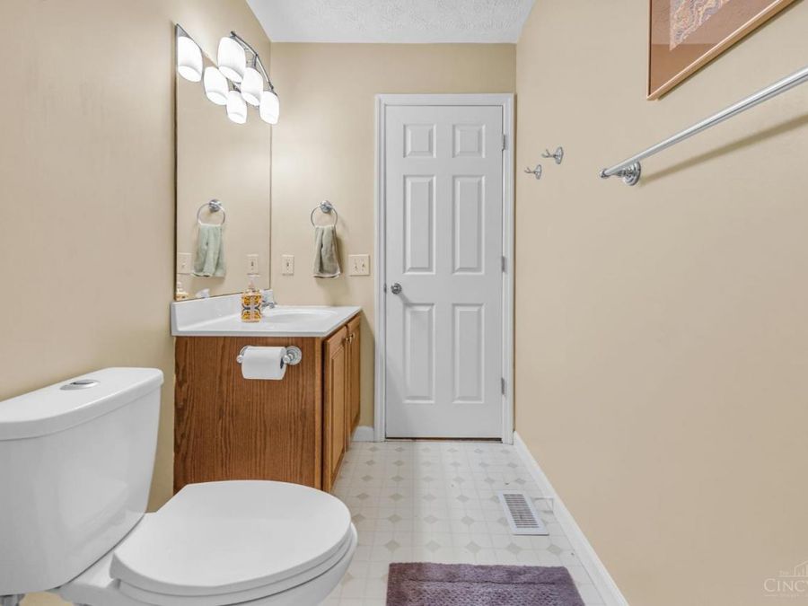 7972 Kennesaw Drive, West Chester, OH 45069 Photo 29