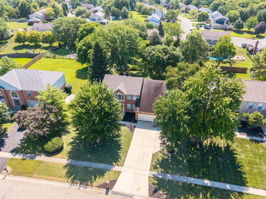 7972 Kennesaw Drive, West Chester, OH 45069 Photo 3