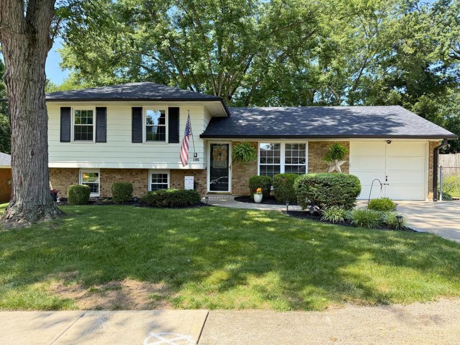 195 Teakwood Lane, Springboro, OH 45066 Photo 1