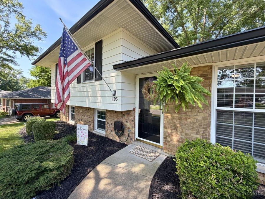 195 Teakwood Lane, Springboro, OH 45066 Photo 4
