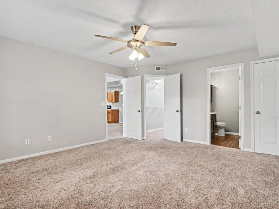 9901 Regatta Drive, Unit 105, Colerain Township, OH 45252 Photo 11
