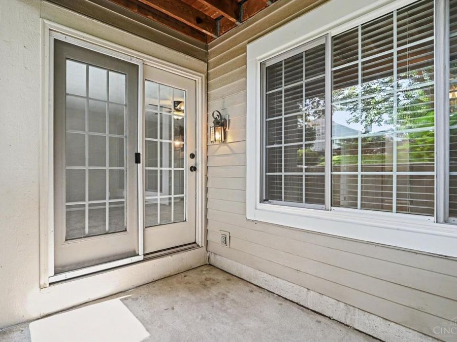 9901 Regatta Drive, Unit 105, Colerain Township, OH 45252 Photo 4