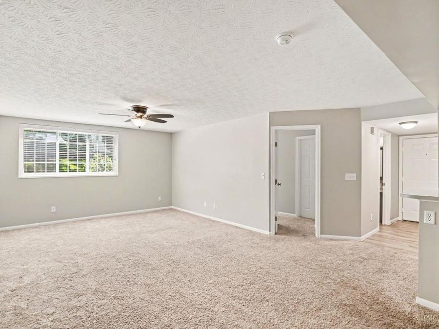 9901 Regatta Drive, Unit 105, Colerain Township, OH 45252 Photo 5