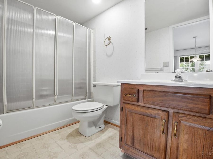 6645 Spindlewick Lane, Cincinnati, OH 45230 Photo 22
