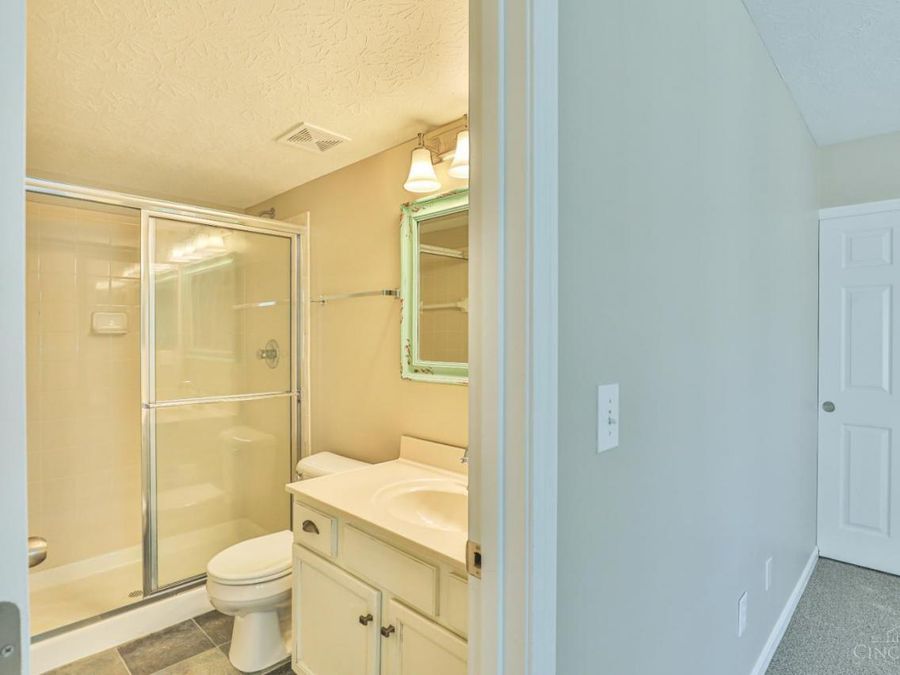 2035 Commons Circle Drive, Unit 3C, Batavia Township, OH 45103 Photo 29