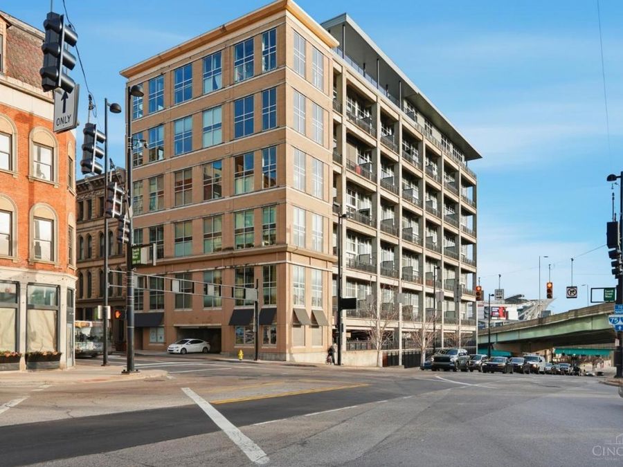 353 W Fourth Street, Unit 209, Cincinnati, OH 45202 Photo 1