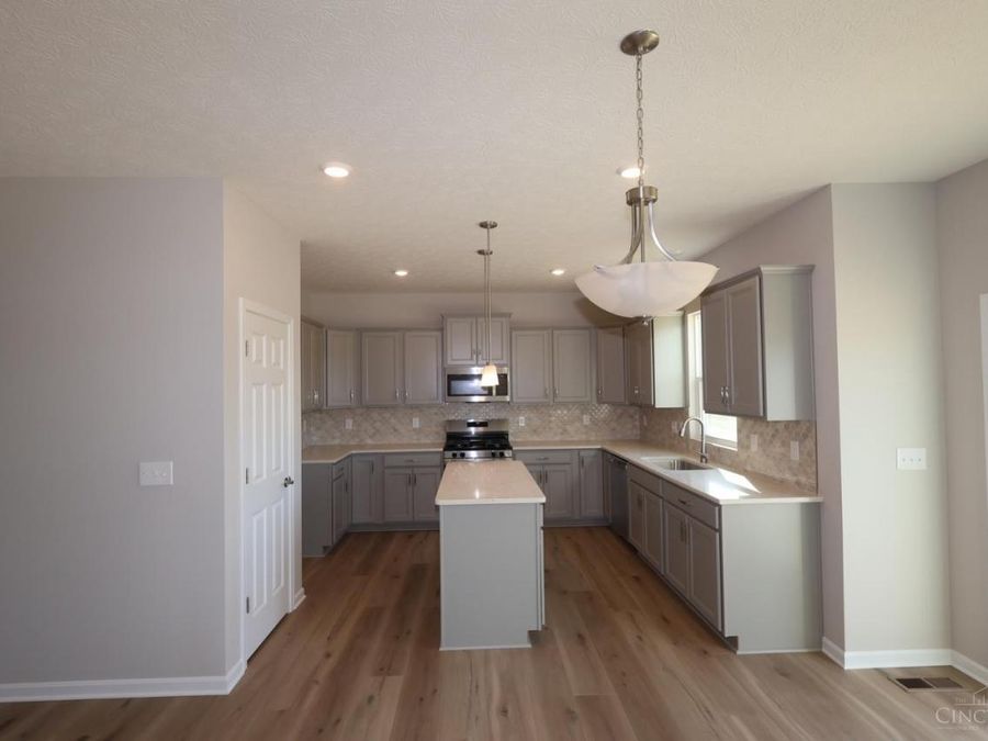 1503 Acadia Drive, Unit 0040, Maineville, OH 45039 Photo 3