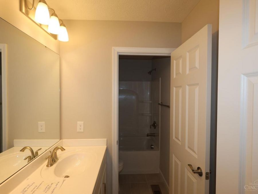 1503 Acadia Drive, Unit 0040, Maineville, OH 45039 Photo 6