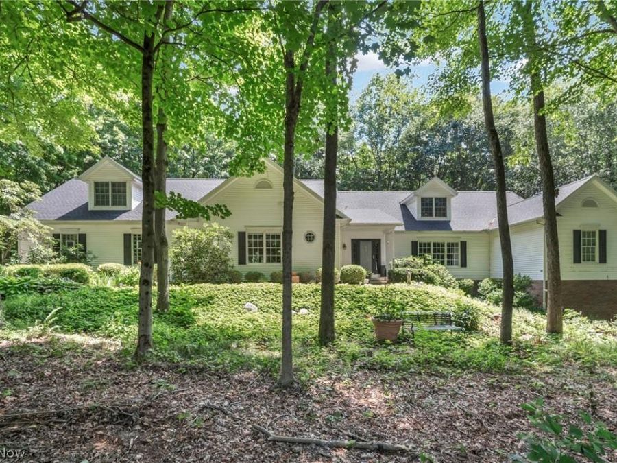 1144 Tanglewood Drive , Mantua, OH 44255 Photo 1