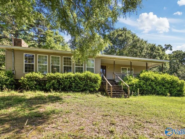 3823 Pleasant Hill Road, Albertville, AL 35950