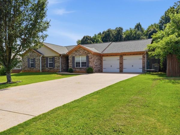 11821 Pulaski Pike, Toney, AL 35773