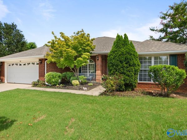 100 Chantilly Lane, Madison, AL 35758