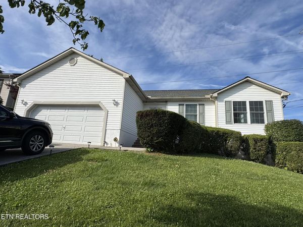 4512 Castleman Lane, Knoxville, TN 37921