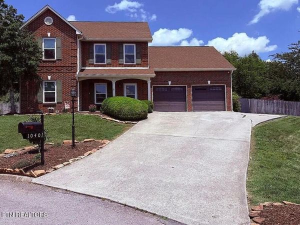 10401 Almanac Lane, Knoxville, TN 37932