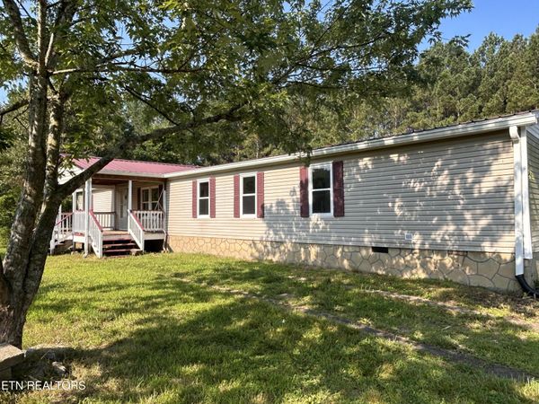 1360 N Bucks Pocket Rd, Old Fort, TN 37362