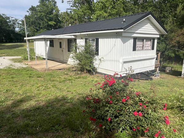 388 Davis Mill Rd , Parsons, TN 38363