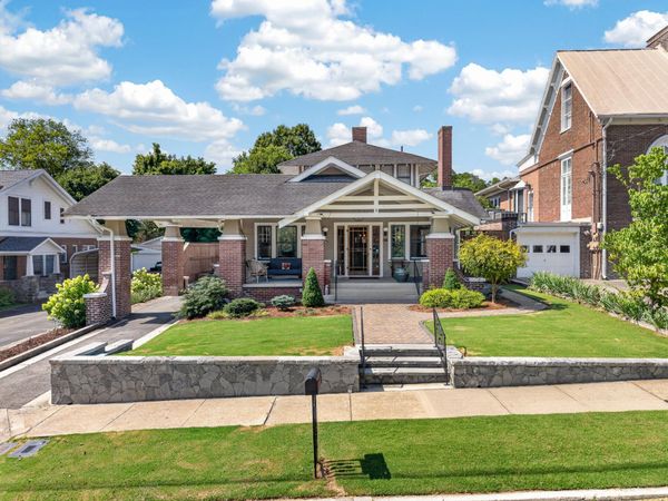 203 Maple St E, Fayetteville, TN 37334