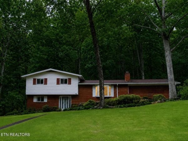 139 Nebraska Ave , Oak Ridge, TN 37830