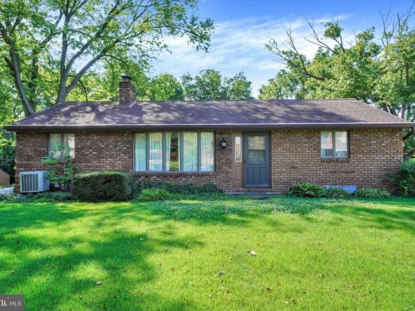 406 BEAUMONT ROAD, YORK, PA 17403