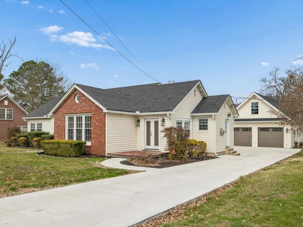 225 Jackson Ave , Carthage, TN 37030