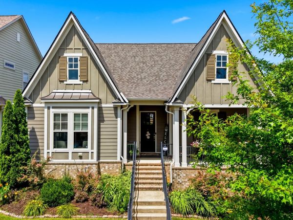 2801 Americus Dr , Thompsons Station, TN 37179