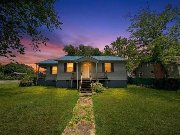 1037 Jones Street , Athens, TN 37303