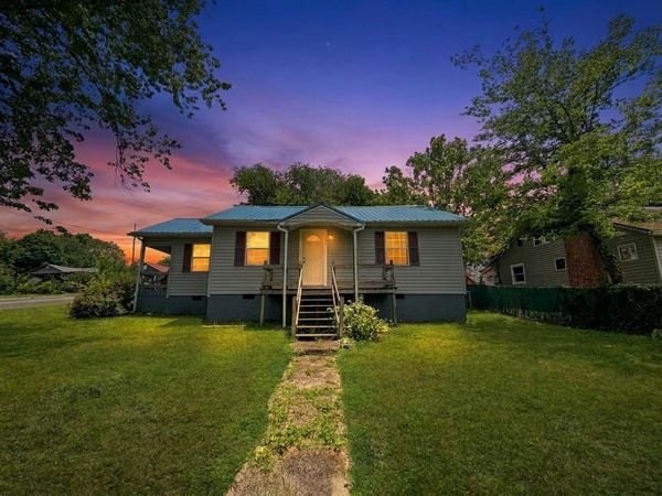 1037 Jones Street , Athens, TN 37303