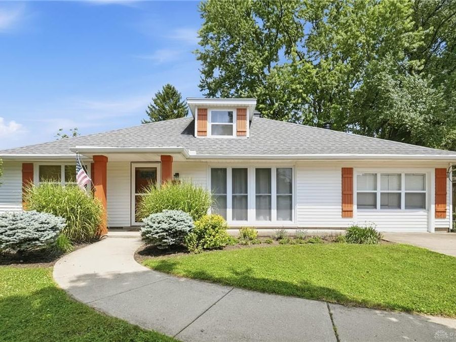 3826 Longridge Drive, Kettering, OH 45429 Photo 1