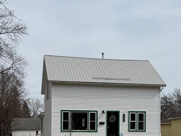 1019 Irving Street , Alexandria, MN 56308