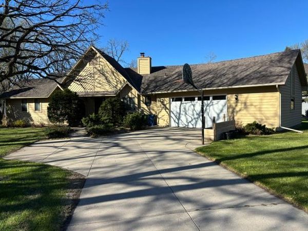 1206 Riverview Court , Sauk Rapids, MN 56379