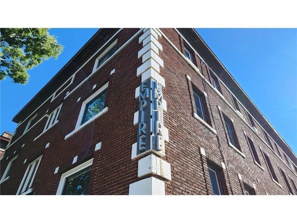 2881 Irving Avenue S, Unit 102, Minneapolis, MN 55408