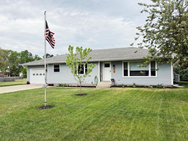 615 3rd Street W, Park Rapids, MN 56470